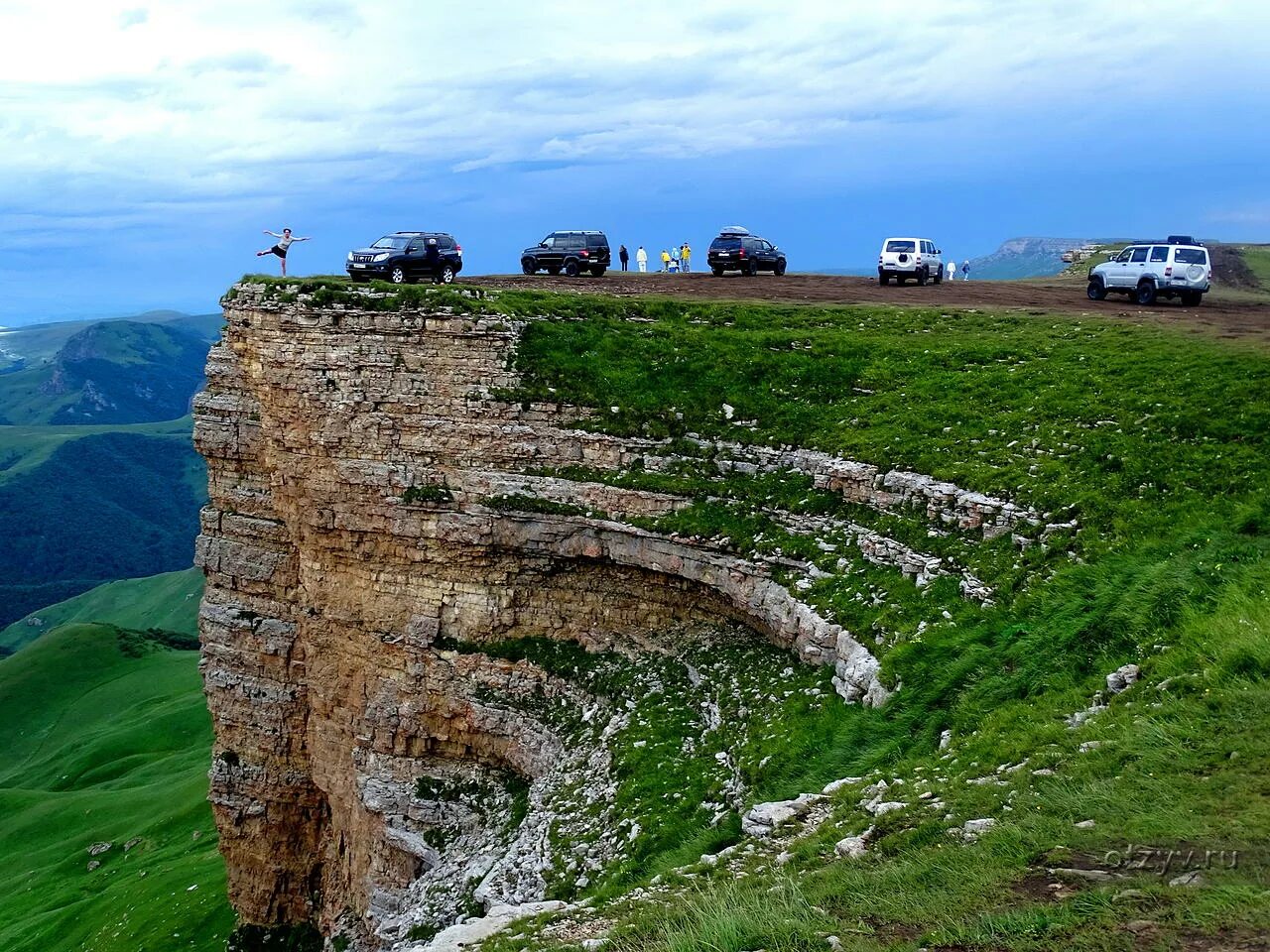 Бермамыт как добраться. Плато Бермамыт. Мыс Бермамыт. Бермамыт 2022. Кавказ плато Бермамыт.