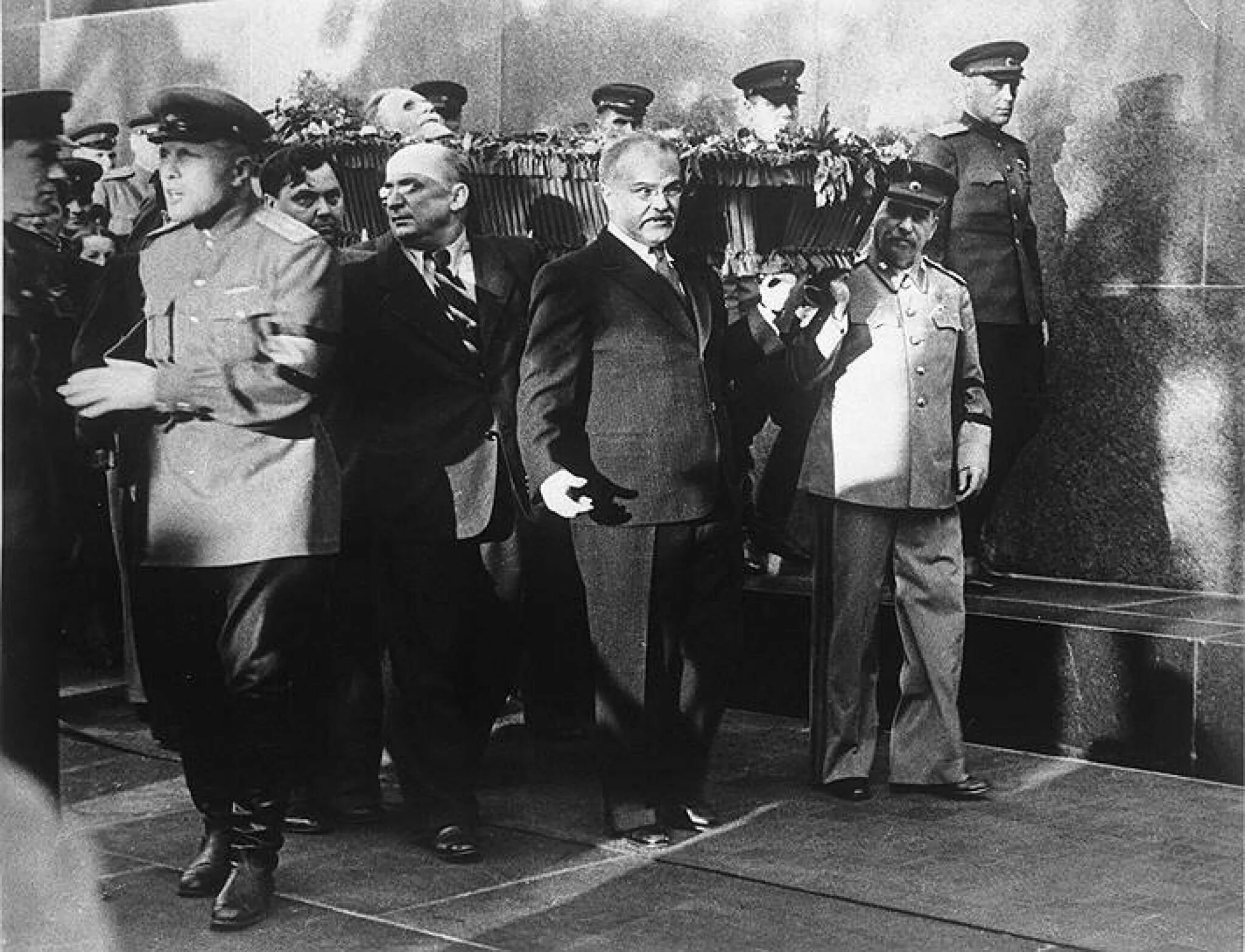 Берия 1953. Маленков Берия Хрущев 1953. Сталин берия молотов