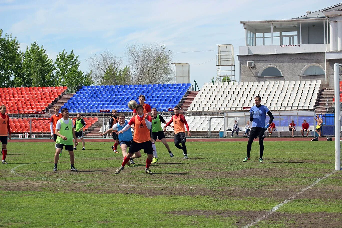 мероприятия в антикафе арт игра в городе новотроицке. стадион металлург новотроицк. игры новотроицк. первая уральская новотроицк. игры новотроицк.