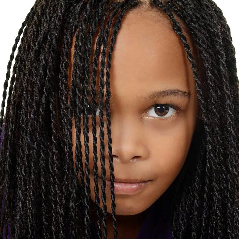 Девочка с кудрявыми волосами. Лохматая прическа. Много волос у девочки. Много волос у девочки. Дети с кудрявыми волосами.