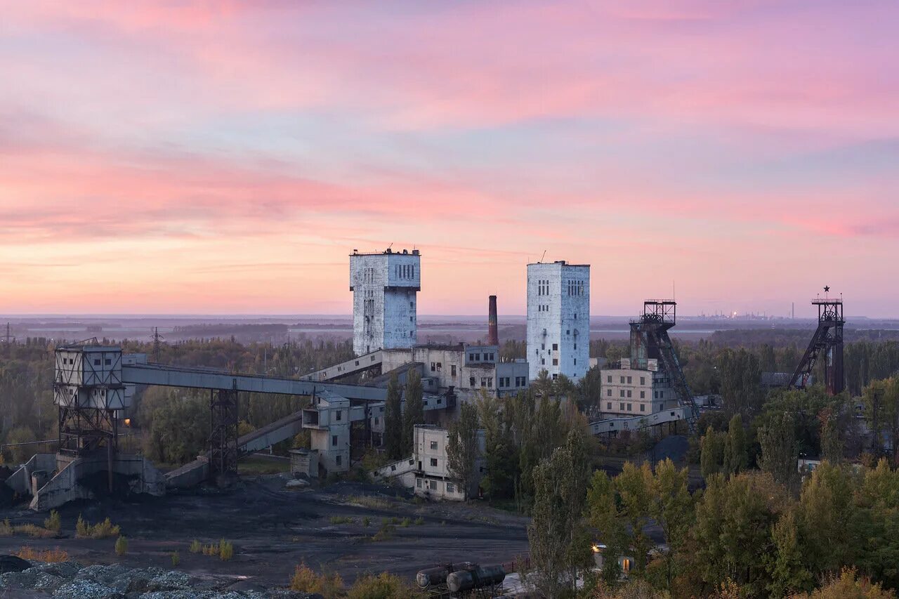 Шахта октябрьская южная ростовская область. Шахта южная ростовская область. Шахта октябрьская южная ростовская область. Шахта октябрьская южная. Гуково ростовская область.