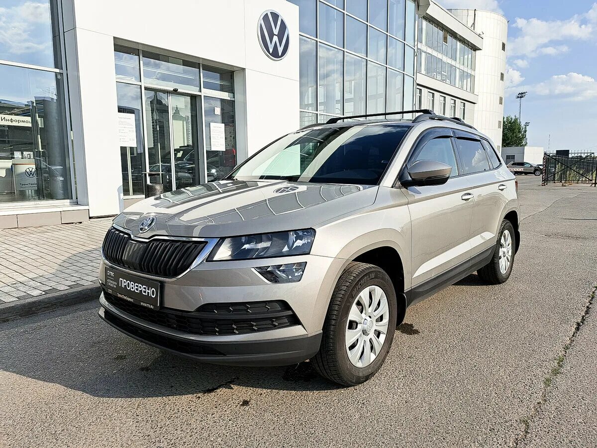 6 механика. Шкода карок серая. 6 механика. 6 автомат. Шкода карок 2022 серая.
