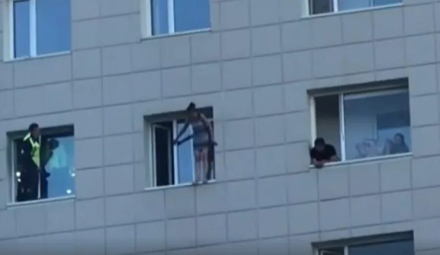 падающих под 3