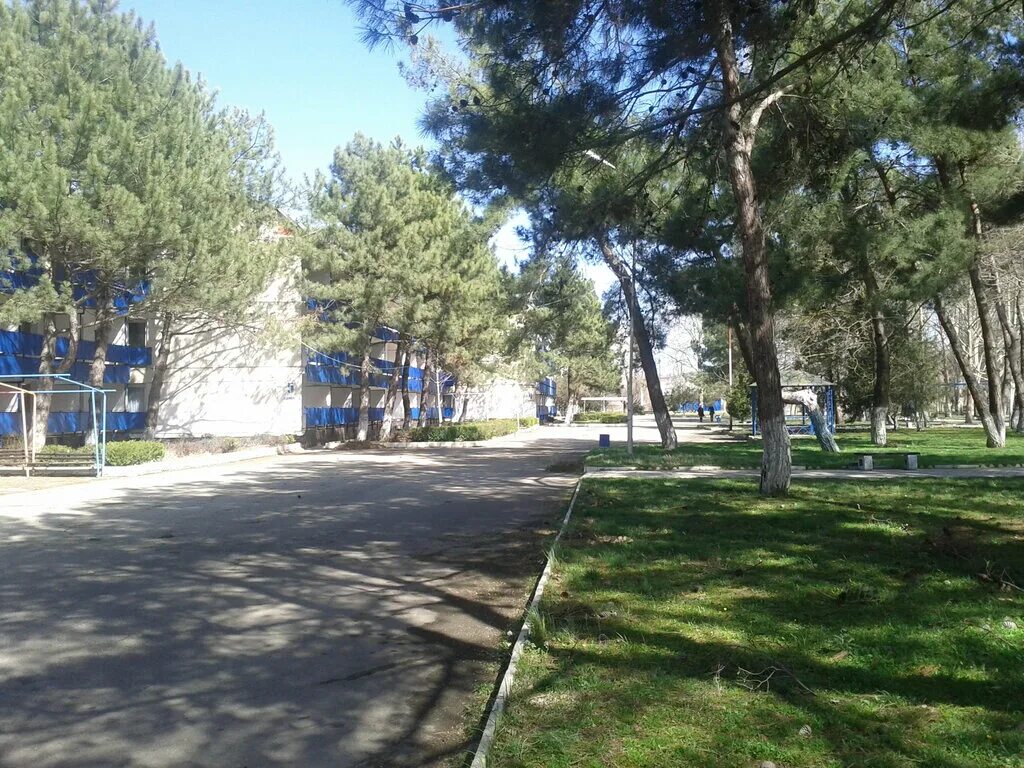 лагерь полярные зори анапа. анапа пансионат полярные зори. детский лагерь в анапе полярные зори. лагерь зори анапы фото. полярные зори анапа.