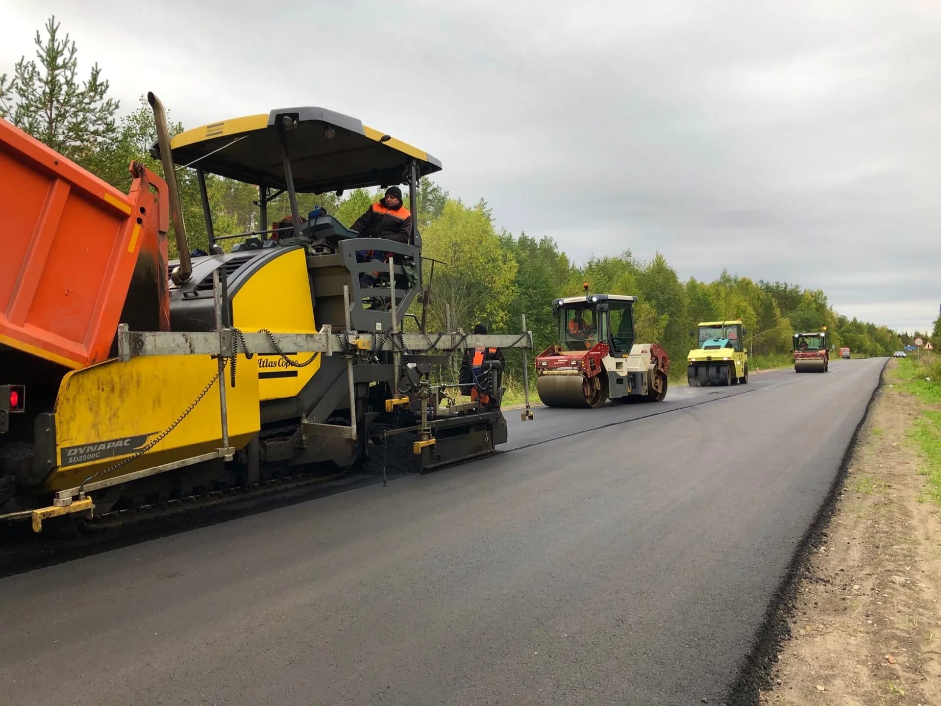 Вологодские дороги никольск. Тотьма никольск. Тотьма никольск. Дорога тотьма никольск. Тотьма никольск состояние дороги.