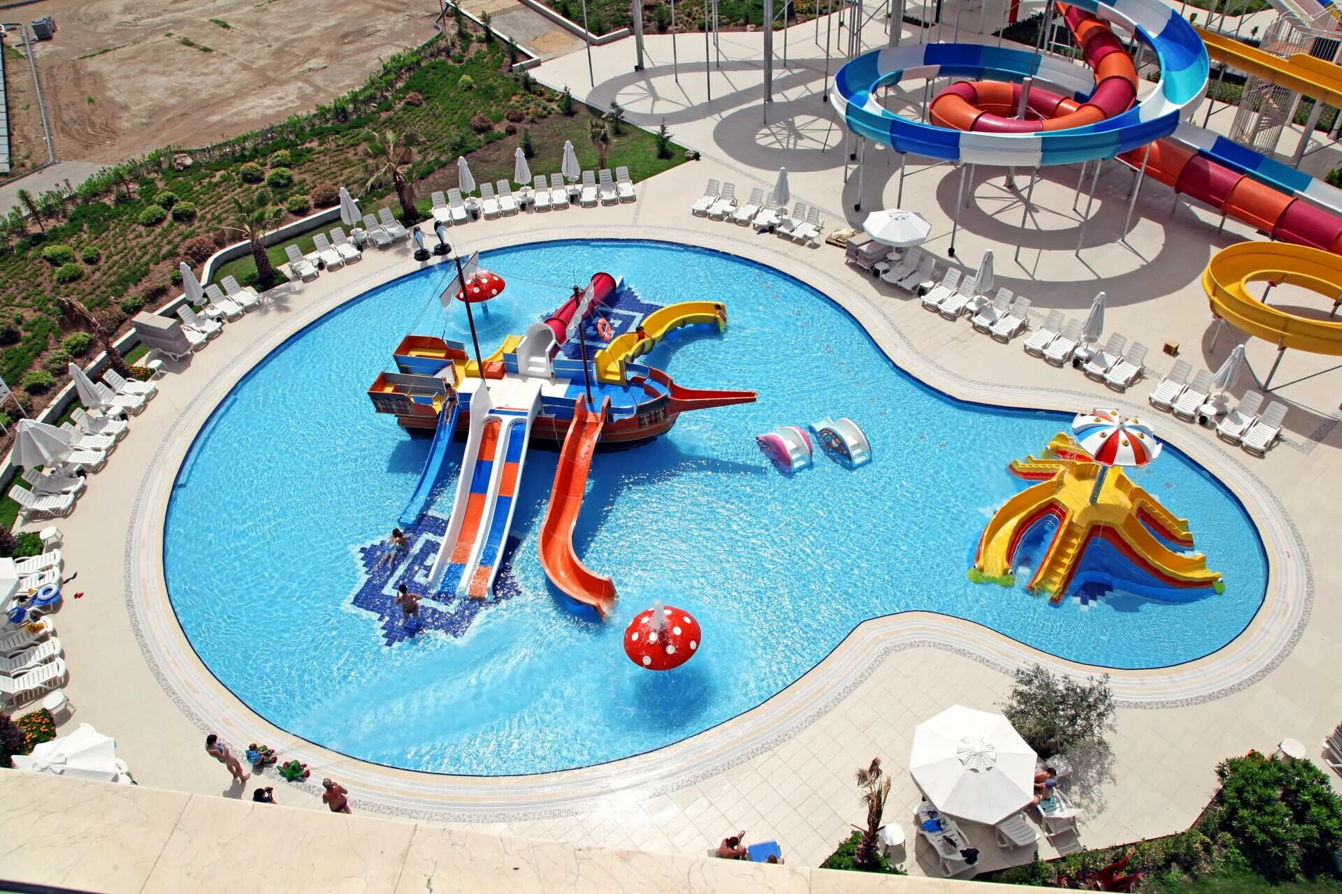 Кактус флер бич бодрум аквапарк. Лонг бич резорт аквапарк. Bodrum aquapark аквапарк турция. Отель в турции нашира аквапарк. Аквапарк в сиде турция.