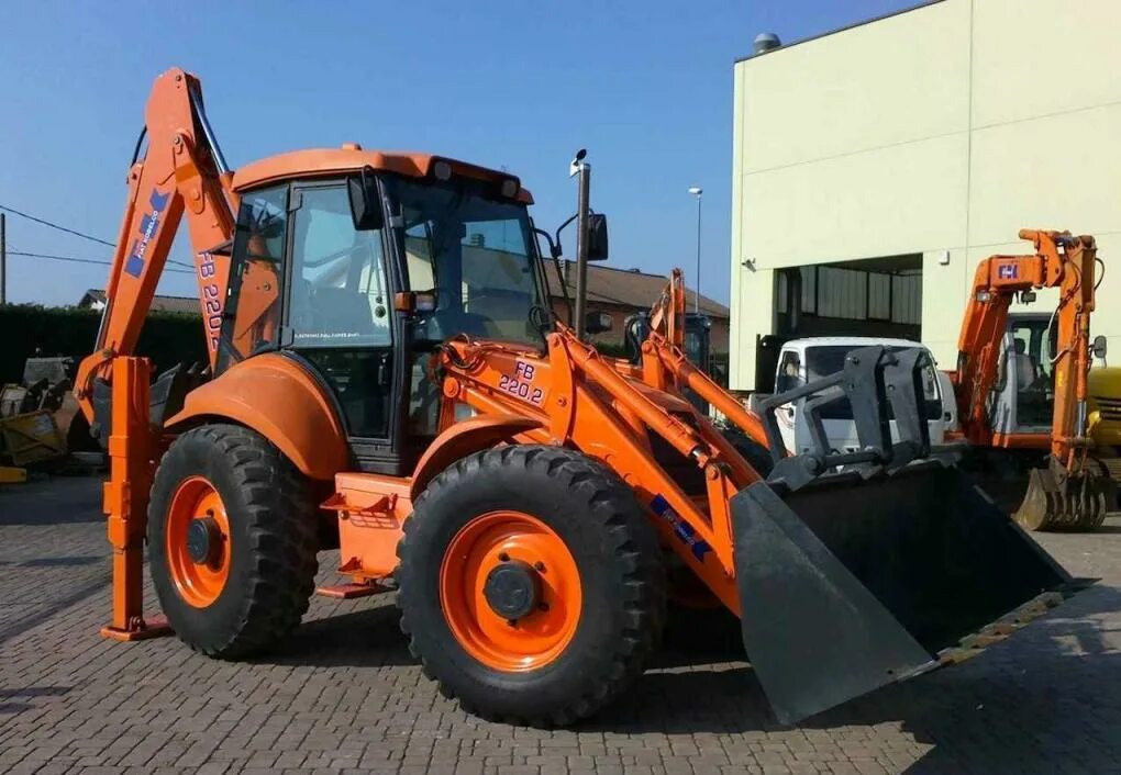 Экскаватор погрузчик Fiat Hitachi fb 100. Экскаватор погрузчик Fiat Kobelco fb200-2. Фиат Кобелко 200.2. Фиат Кобелко fb 200.