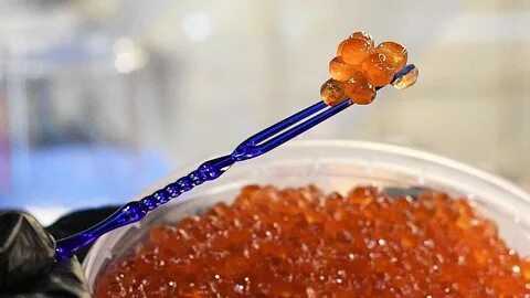 Можно есть просроченную икру
