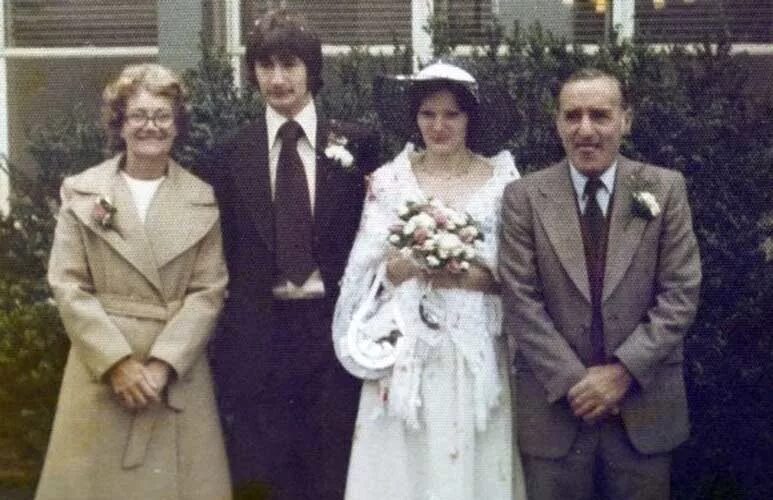 Бывший муж хочет снова жениться на русском. Свадьба 1974 года. Свадьба 1974. Снова женятся после развода.
