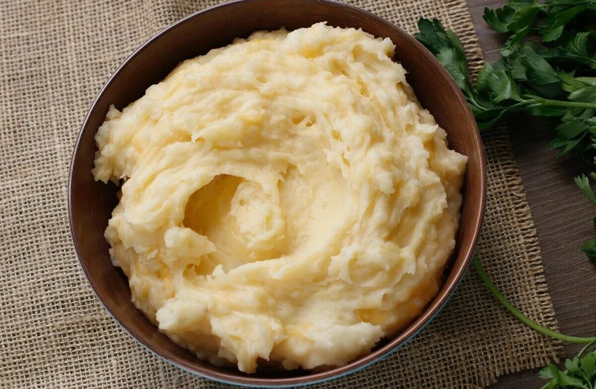 Домов пюре. Пюре готовое. картофельное пюре. картофель пюре. картофельный порошок.