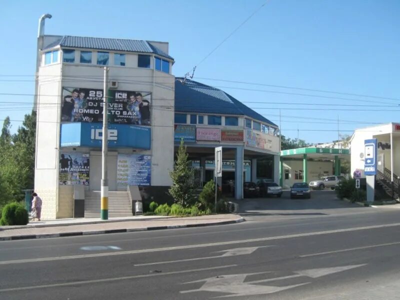 Офисы новороссийск. Леднева 6 новороссийск офис 306 3 этаж бц капитал. Зеркальный офис на новороссийской. Офисы новороссийск. Офисы новороссийск.