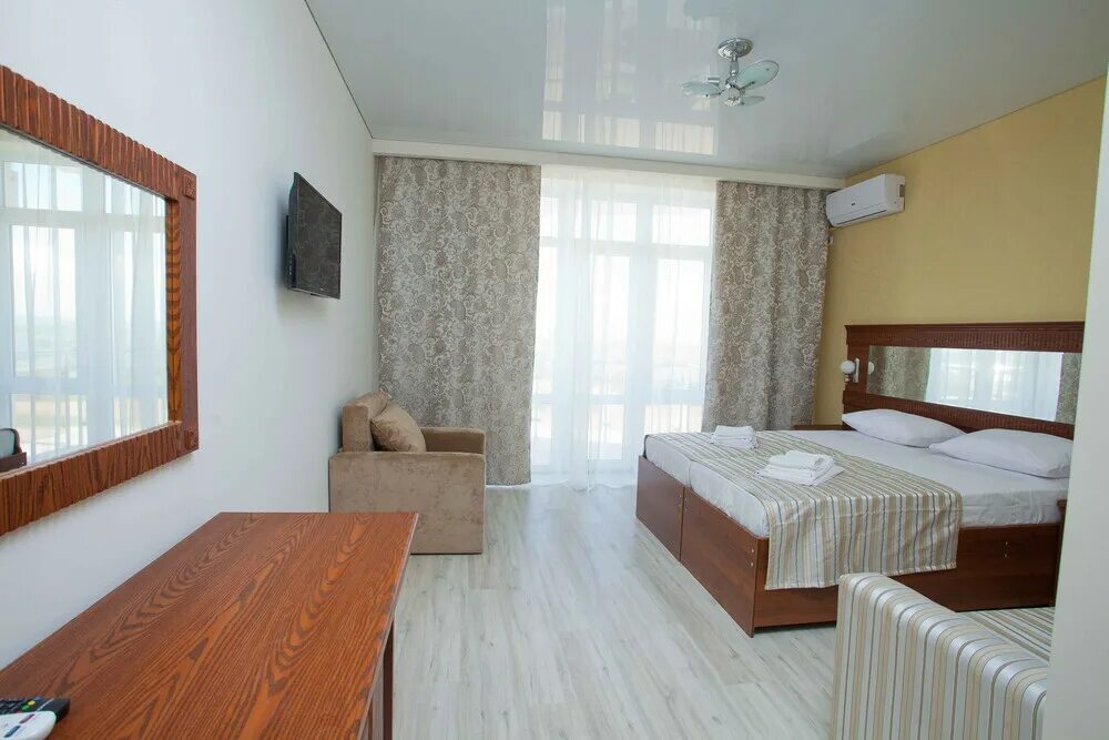 Ближе анапа отзывы. Дрим отель dream hotel anapa. Ближе анапа отзывы. Дивный мир капкана бэй, отель 4*. Отель санрайз анапа.