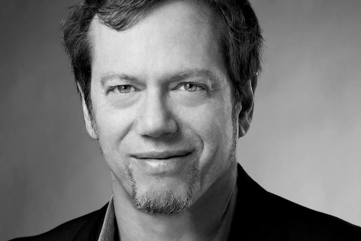 Гри ин. Robert greene. роберт грин актер. роберт грин в фильме. роберт грин актер с женой молодой.