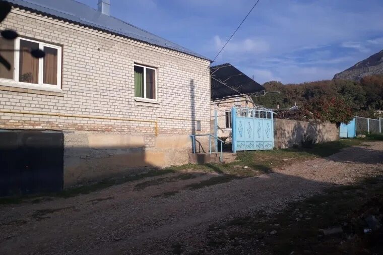 Погода в минеральных водах сегодня по часам. Село Марьины колодцы Ставропольский. Минеральные воды город дома. Собачевка Минеральные воды. Марьины колодцы Ставропольский край ул Октябрьская улица.