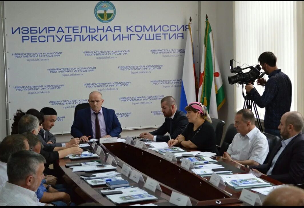 Митинг в ингушетии 2018. Ингушетия последнее. Ингушетия ингуши. Ингушетия последнее. Глава ингушетии калиматов.