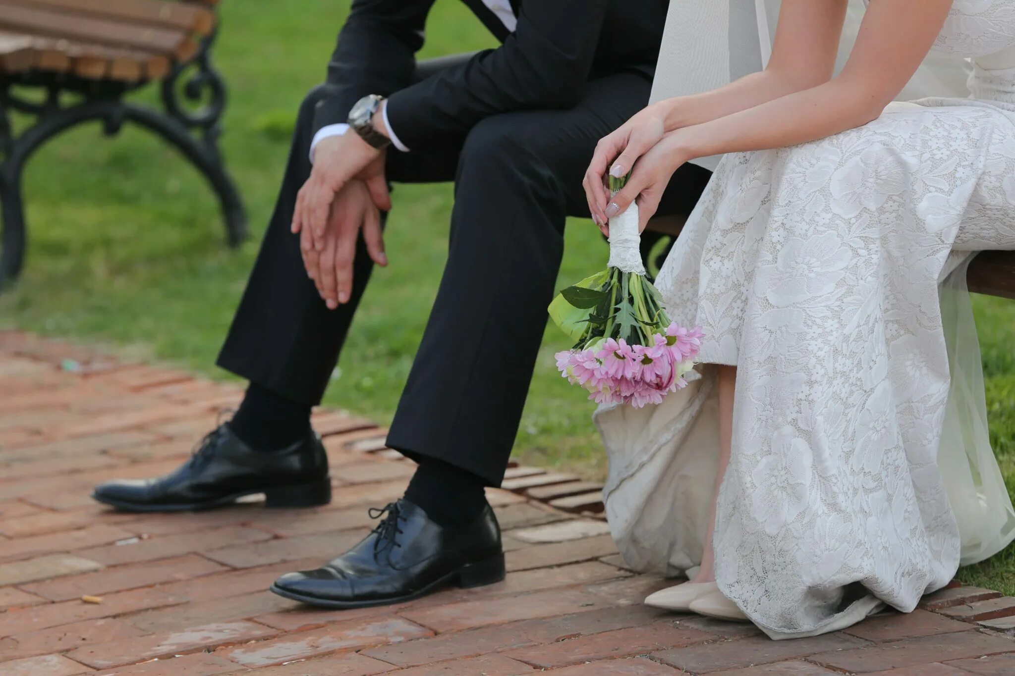 Жених и невеста картинки. Девушка вышла фиктивно замуж. Девушка вышла фиктивно замуж. Девушка вышла фиктивно замуж. Красивая невеста.