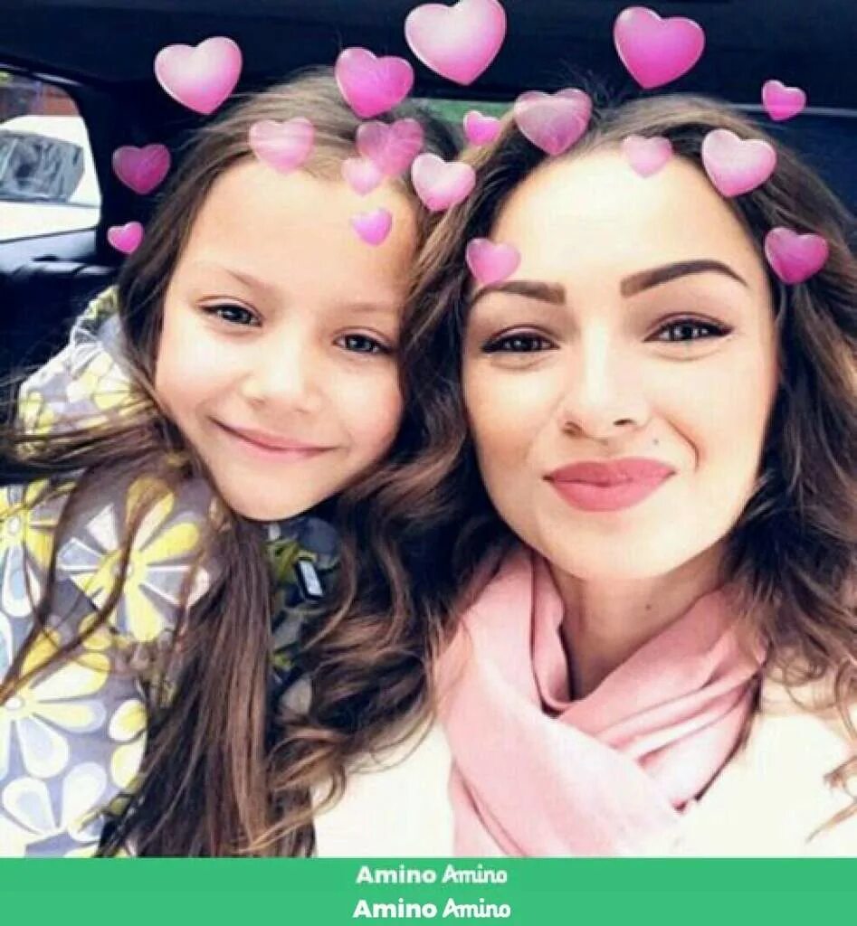 вики шоу где мама. вики шоу соловьева вики шоу соловьева. вика соловьева вики шоу. семья вики соловьевой. мама вики шоу роза соловьева.