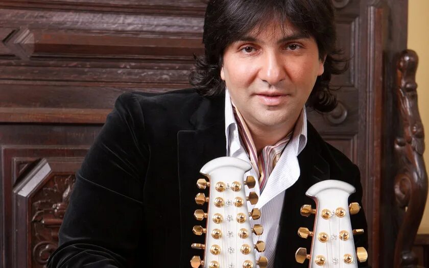 концерт «александр марцинкевич и его «кабриолет». цыганская группа кабриолет. цыганский певец александр марцинкевич. группа александр марцинкевич и группа. цыганский певец александр марцинкевич.