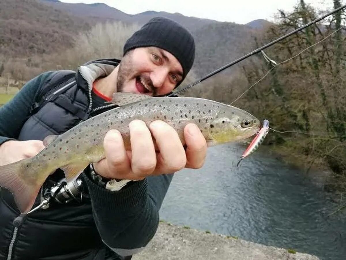 На какой реке ловят рыбу