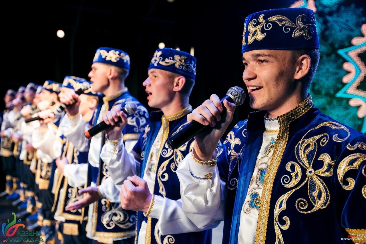 Фото афизе касара. Хайтарма ансамбль. Крымские татары хайтарма. Краймиан татарс. Навруз крымские татары.