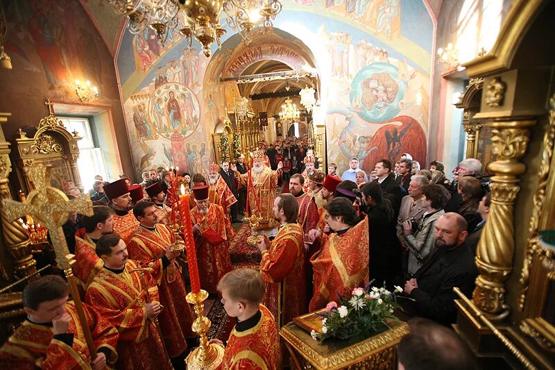 храм преподобных зосимы и савватия соловецких в гольяново. духовенство храма зосимы и савватия в гольяново. расписание служб в храме зосимы и савватия. храм во имя прпп. расписание служб в храме зосимы и савватия.