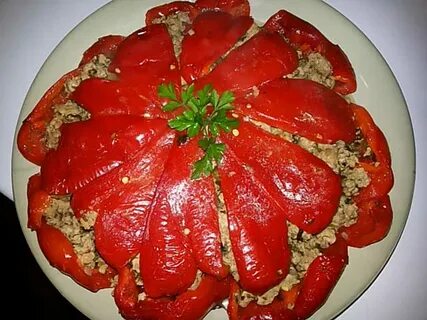 Красный перец с мясом