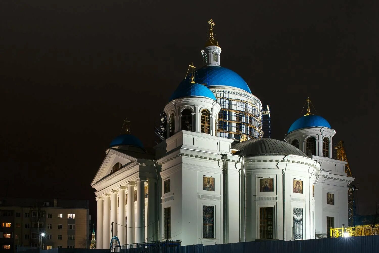 Храм Казанской иконы Божией матери в Казани. Богородицкий храм Казань. Казанский собор Богородицкий монастырь. Собор Казанской иконы Божией матери Богородицкого монастыря в Казани