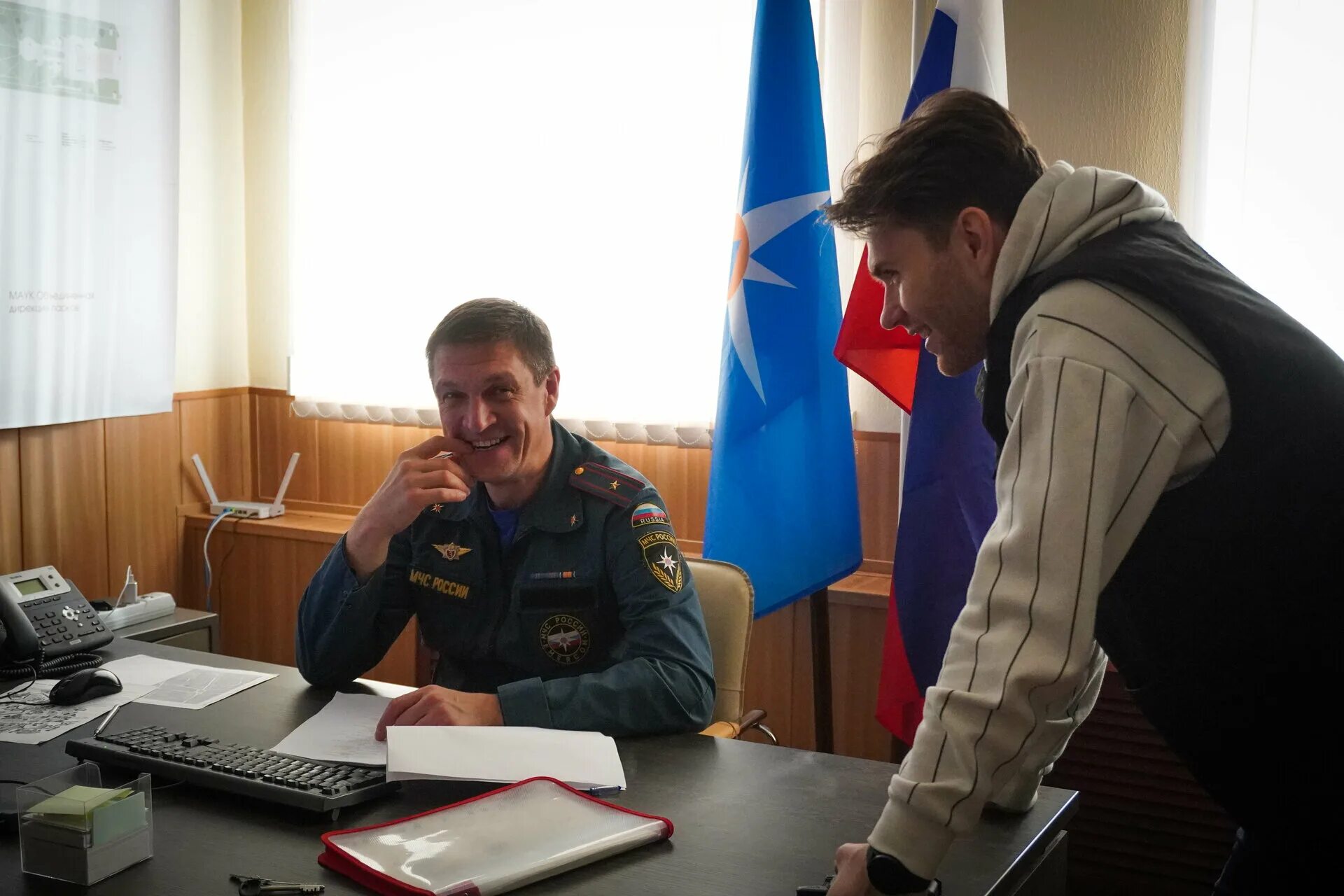 Сериал 112 служба спасения. Фильм 112 служба спасения. Спасатели 112. Фильм 112 служба спасения. Фильм служба спасения оператор фильм.