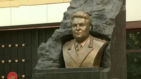 Памятник ивану яковлеву