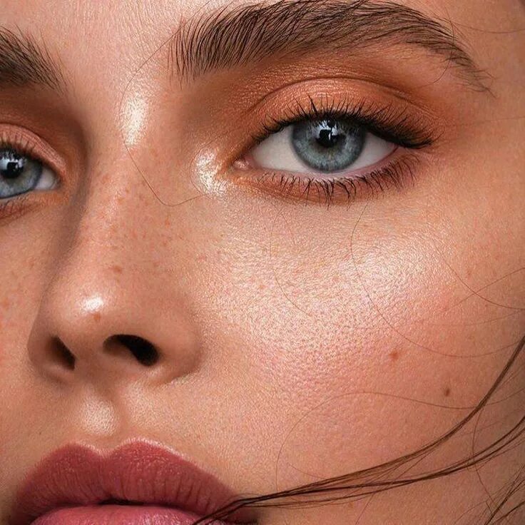 Женские глаза без макияжа. Красивая форма бровей. Красивый естественный макияж. Идеальный глаз. Идеальный глаз.