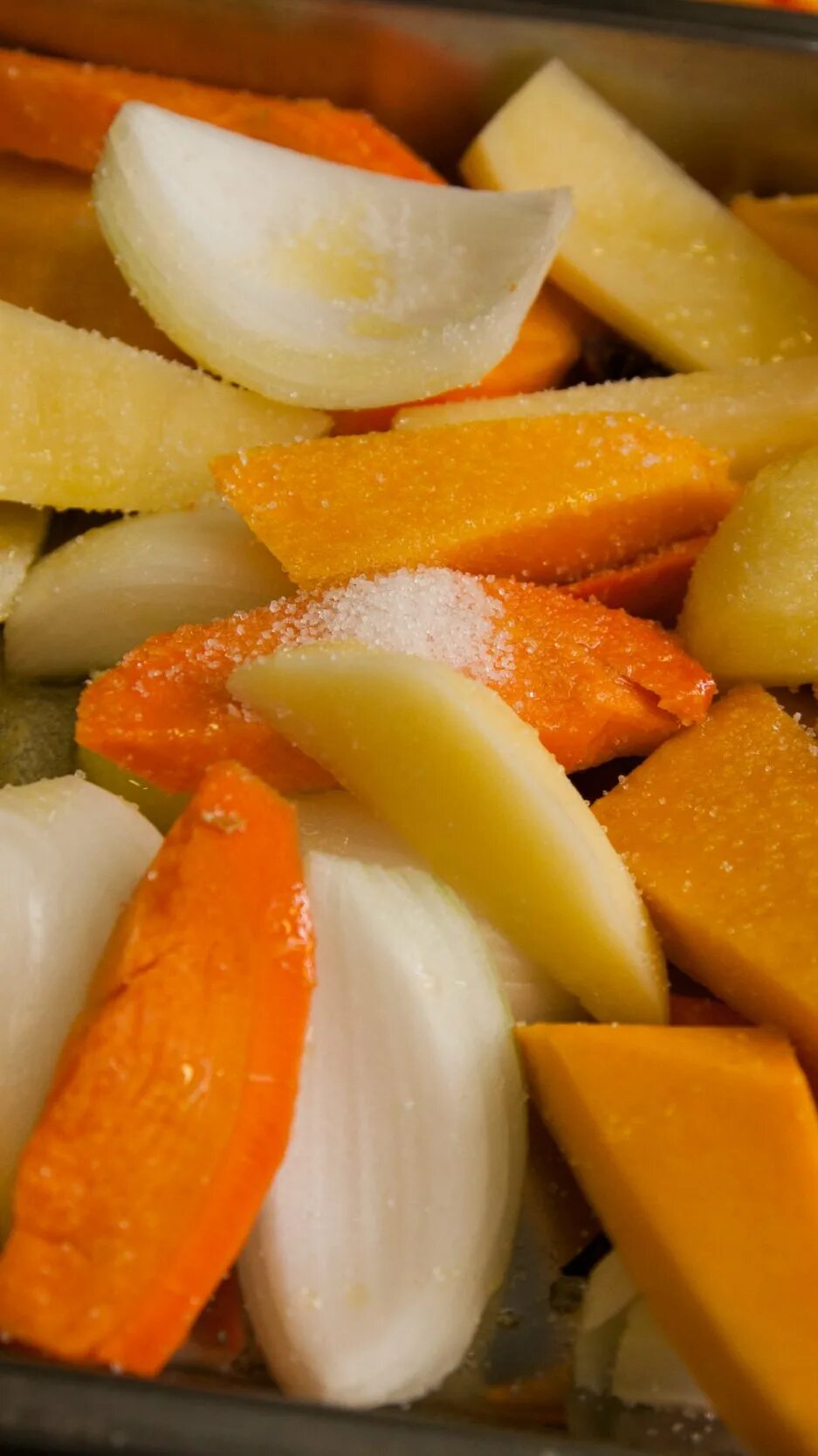 Тыква картошка морковь. Картошка морковка лук. Тыква лук. Замороженные картошка, морковка, лук. Картофель и морковь фото.