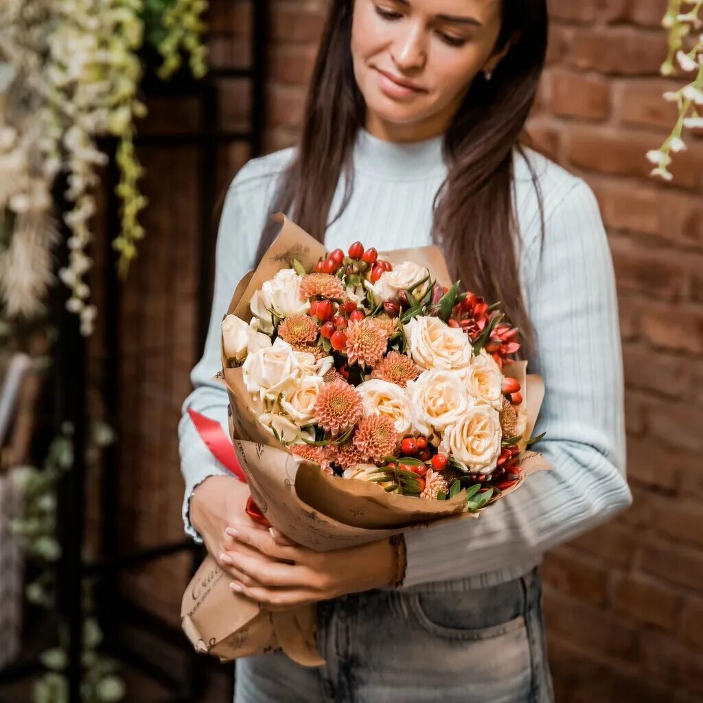 Уроки флористики. Флористика для пенсионеров. Уроки флористики. Школа европейской флористики. Флорист учеба.