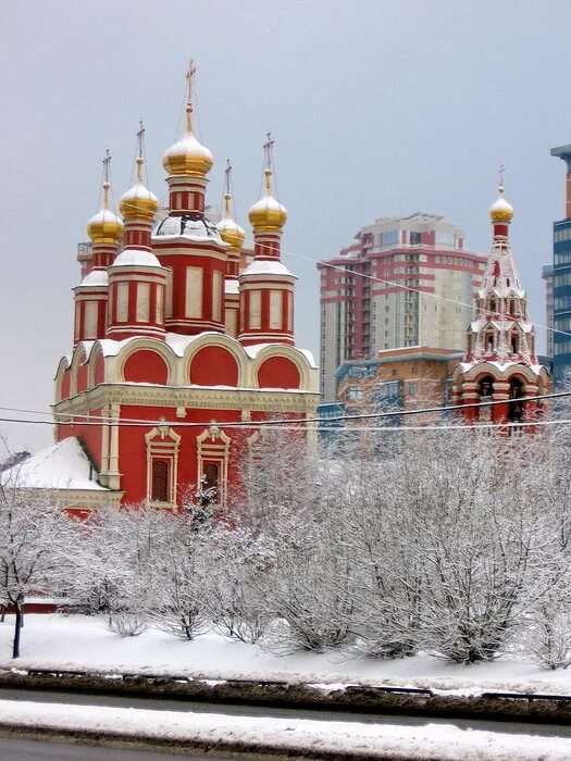 Храм у м марьино. Москва филёвский бульвар вл44к4 церковь всех святых на филевской пойме. Храм михаила архангела в тропареве иконы. Храм на юго-западной архангела михаила. Храм архангела михаила в москве юго западная.