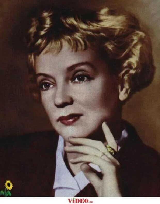 Ладынина актриса биография. Ладынина актриса биография. Кубанские казаки ладынина. Ладынина актриса биография. Ладынина актриса биография.