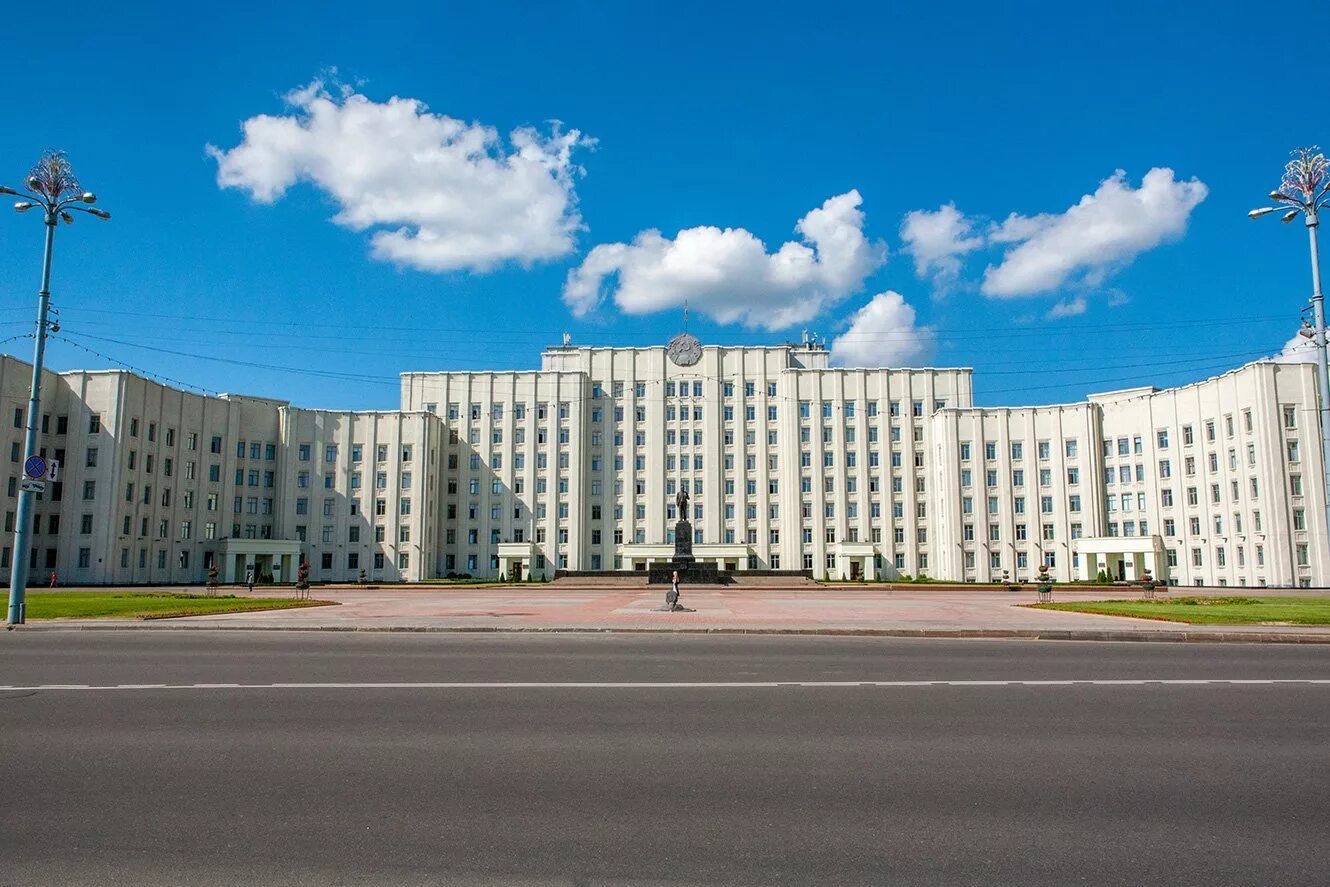 Турсалес могилев. Дом советов могилев. площадь ленина могилев. дом правительства могилев. ленина в могилеве.