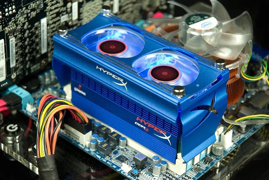 Охлаждение ddr4. Охлаждение для оперативной памяти ddr4. кулер для оперативной памяти corsair. радиатор для оперативной памяти ddr4 hyperx. колер для оперативной памяти.