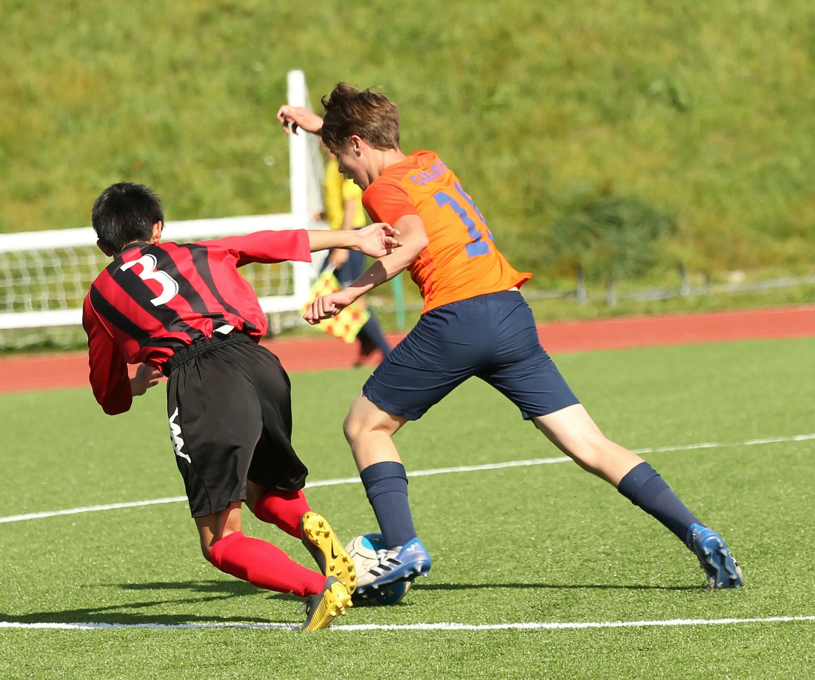 2006 сахалинская. Сахалин саппоро. Вдохновение 2005 сахалин. Сахалин саппоро. Ночной аэропорт южно-сахалинск.