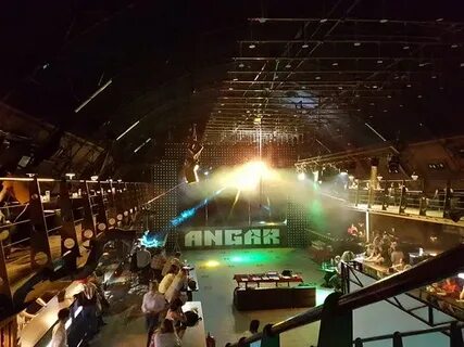 В ангаре в омске