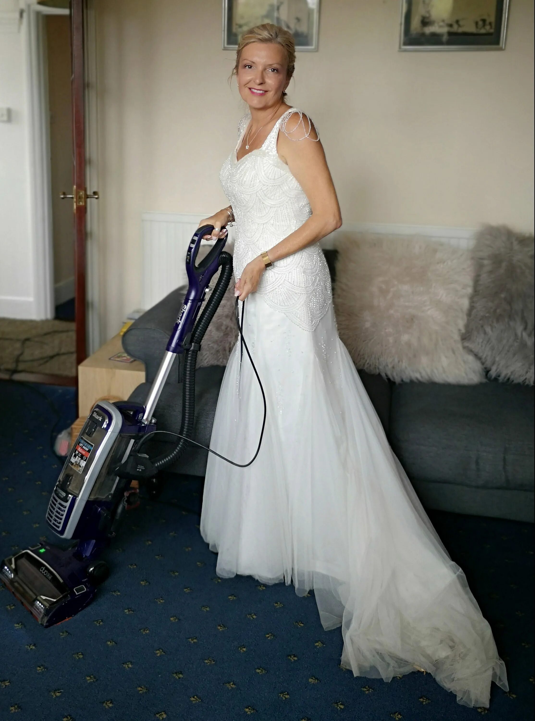 Свадьба невеста ампути. Принцесса монако шарлин свадьба. Свадебное индийское платье lehenga. Фотосессия в свадебном платье. Украшения из жемчуга на свадьбу.