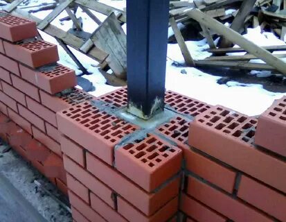 Колонны из кирпича