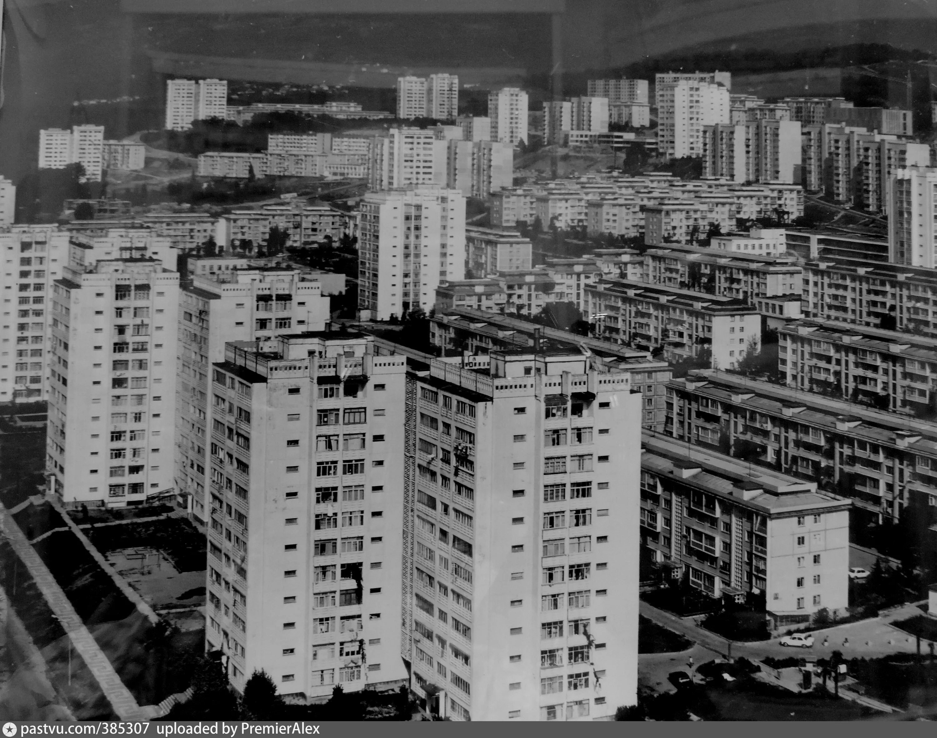 Микрорайон заречный сочи. Сочи корчагинский микрорайон. микрорайон макаренко. микрорайон заречный восьмидесятых годах.