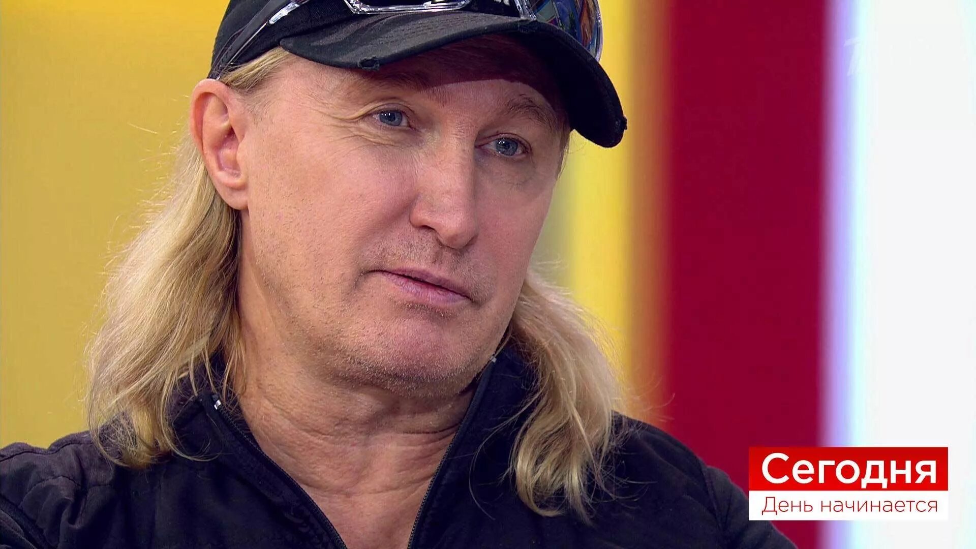 александр иванов певец. александр иванов рондо молодой. александр иванов певец. сколько лет певцу иванову группа рондо. иванов рондо 2022.