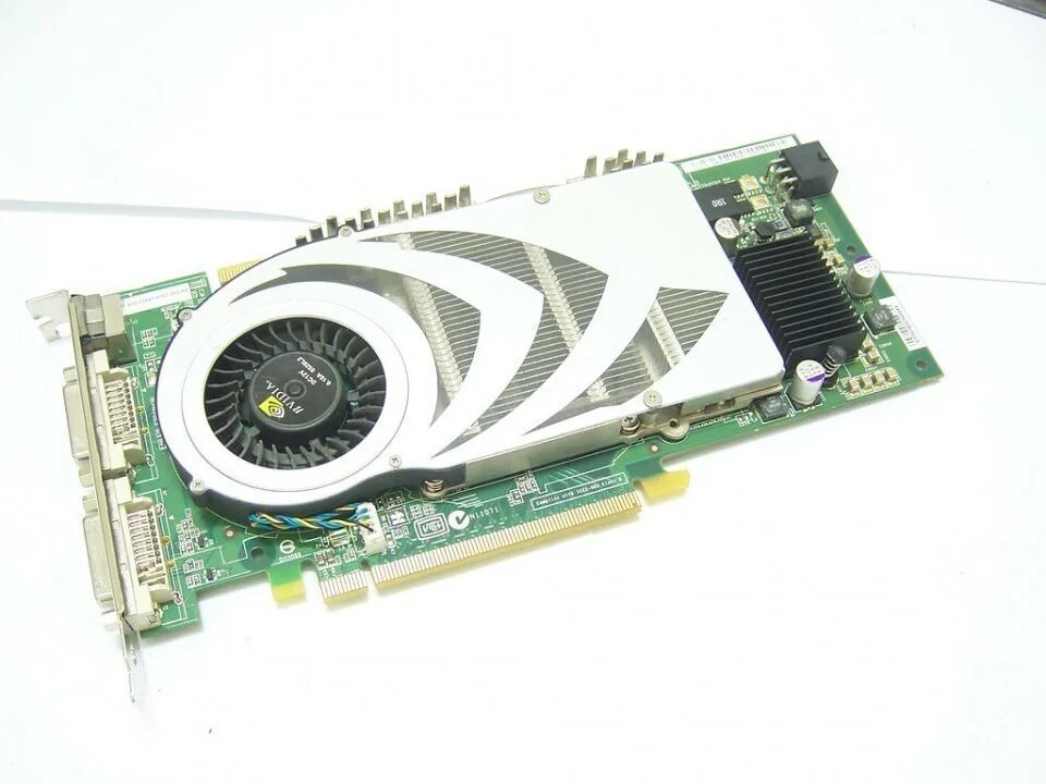 Geforce fan. NVIDIA GEFORCE 9800 gt. GTX 9800 gt. Джифорс 9800 gt. NVIDIA 9800 gt.