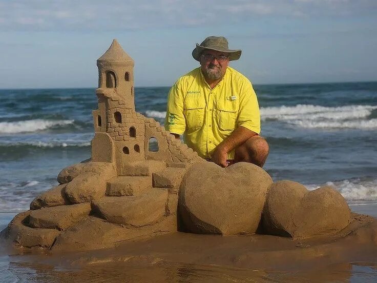 I making sandcastle