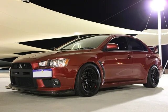 Mitsubishi lancer evolution x 2008. Mitsubishi lancer 10. Мицубиси эволюшн 10. Митсубиси лансер 10 2011. Каталог лансер 10.