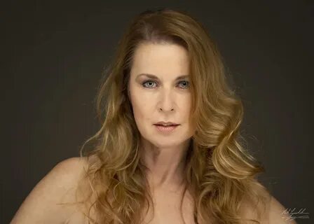 Sharon janney