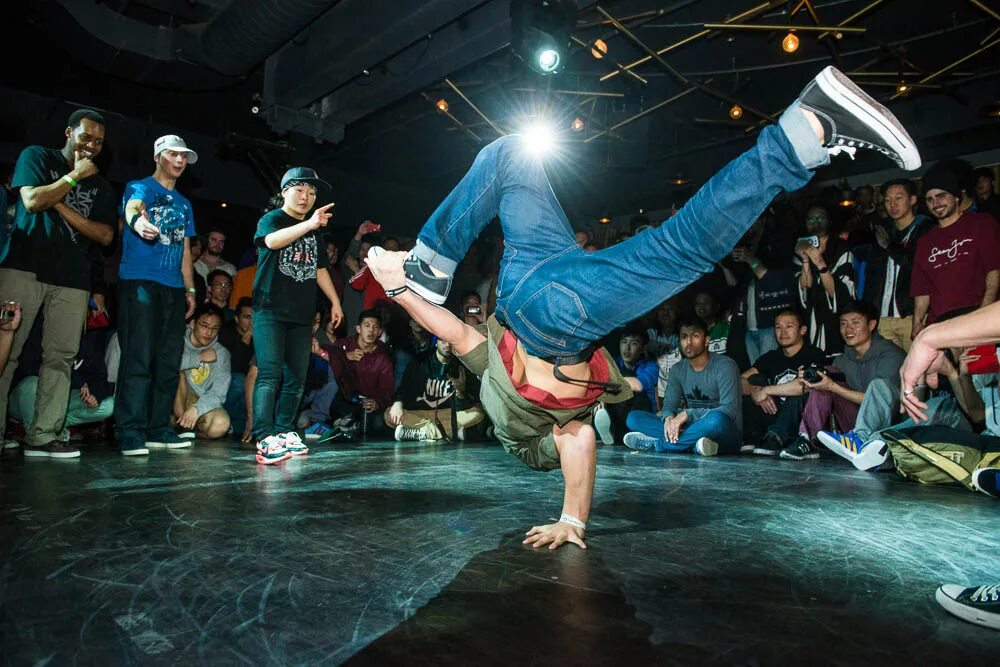 верхний брейк. братья мерзликины брейк дэнс. матвей смирнов брейк данс. Top rock брейк данс. верхний брейк.