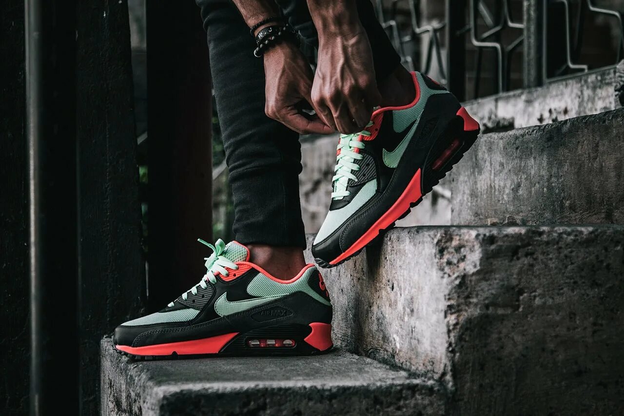 Кроссовка мужской 1000. Air Max 90. Nike Air Max. Найк АИР Макс 90. Nike Air Max 90 se Scream Green.