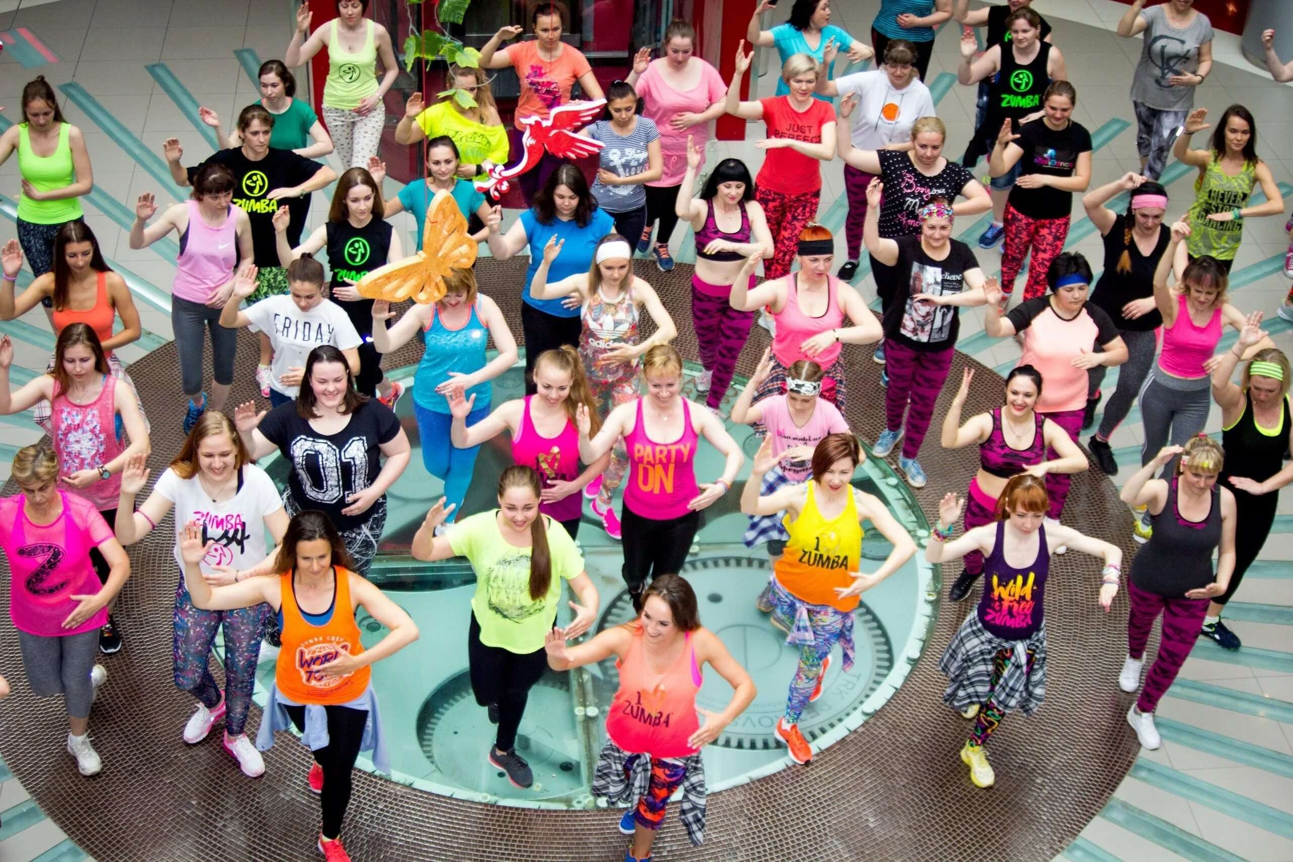 Флешмоб для детей в детском саду. Игротанец. Танцевальная игра повторялка. Спортивно массовые мероприятия. Флешмоб танцевальный зумба.