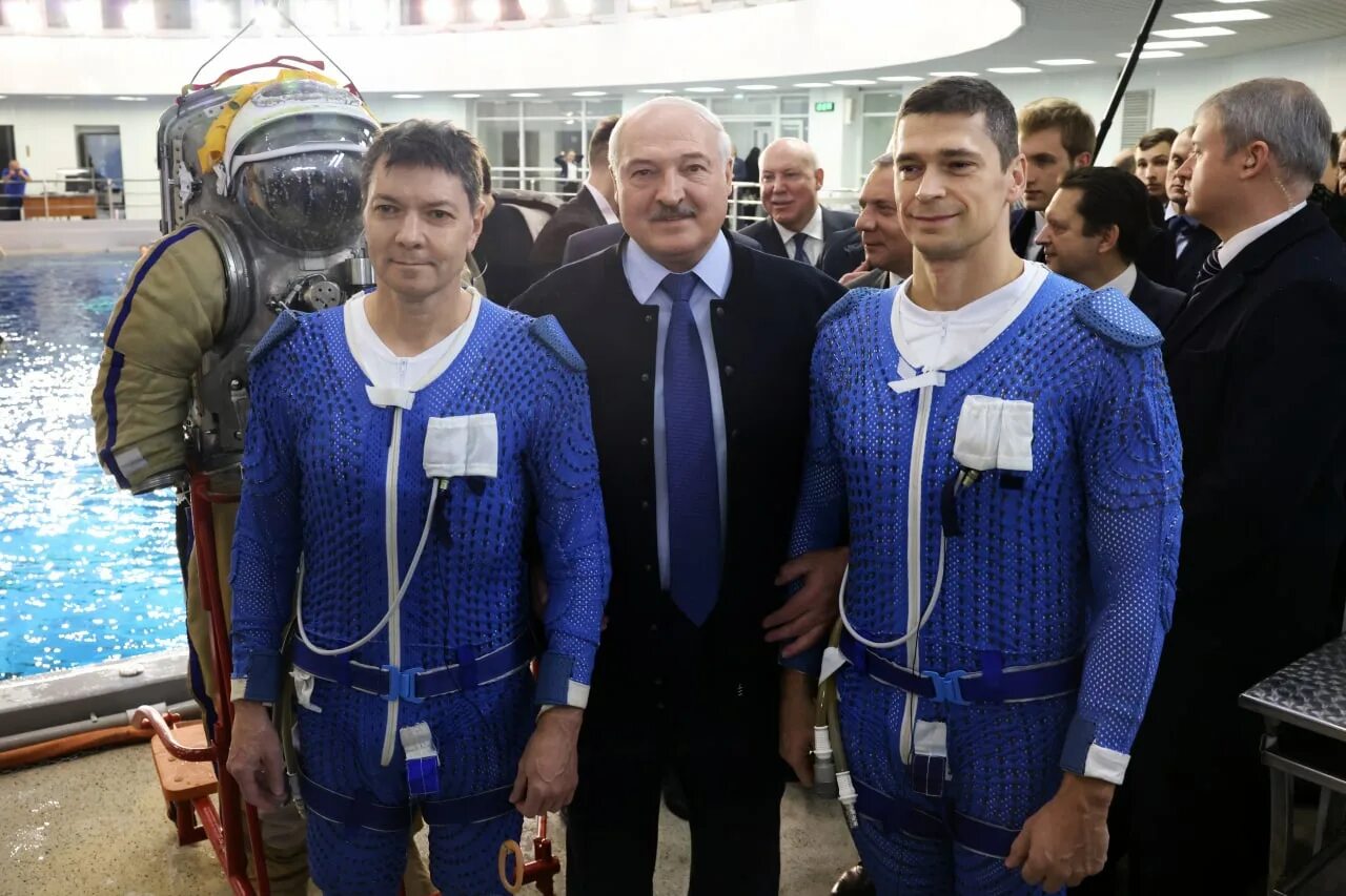 Белорусская космонавтка 2024. Белорусский космонавт. Космонавты. Белорусские космонавтки. Белорусские космонавты в ЦПК.